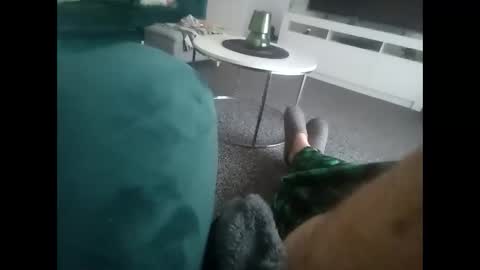 Snapshot of davidf75 chatting on 11/25/25, 08:58 davidf75 online show from 11/25/25, 08:58