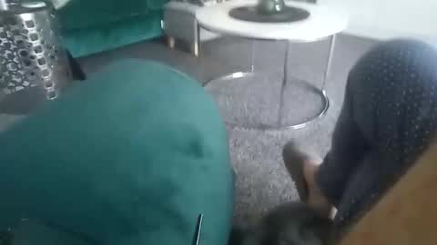 Snapshot of davidf75 chatting on 12/02/25, 09:36 davidf75 online show from 12/02/25, 09:36