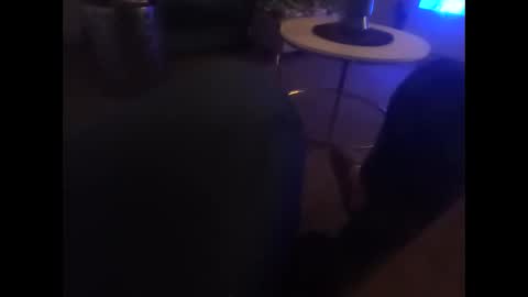 Snapshot of davidf75 chatting on 12/14/25, 08:09 davidf75 online show from 12/14/25, 08:09