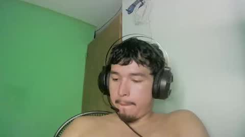 Snapshot of davidlasecuela chatting on 02/07/26, 07:01 DavidSkinny online show from 02/07/26, 07:01