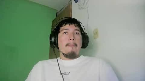 Snapshot of davidlasecuela chatting on 02/13/26, 03:24 DavidSkinny online show from 02/13/26, 03:24