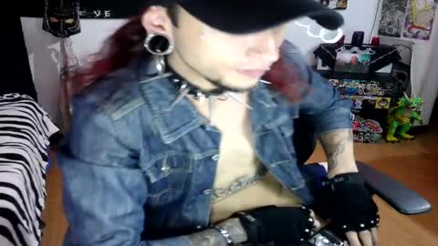   online show from 01/05/25, 04:14