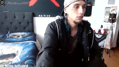   online show from 10/07/25, 06:38