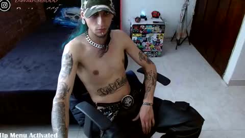   online show from 11/22/25, 05:45