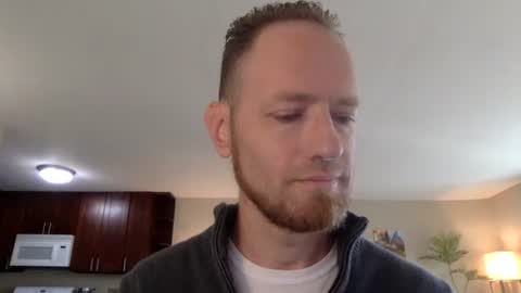 Snapshot of davidwilcox1982 chatting on 10/16/25, 04:52 Dave online show from 10/16/25, 04:52