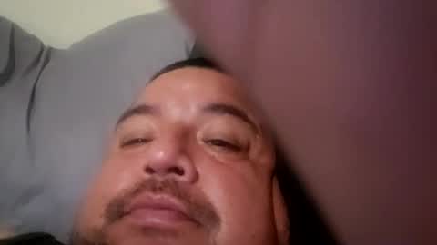 Snapshot of davidzhere222800 chatting on 02/05/25, 08:00 davidzhere222800 online show from 02/05/25, 08:00