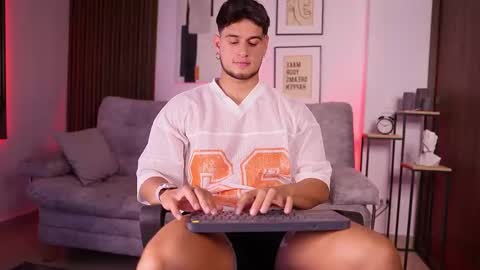 Davies brown    schedule 12pm to 5pm col time online show from 09/21/25, 09:16