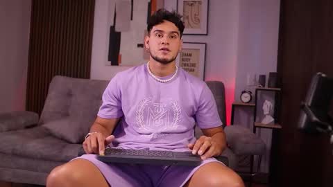 Davies brown    schedule 12pm to 5pm col time online show from 11/05/25, 09:04