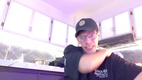 daviid_huge online show from 02/25/26, 06:01