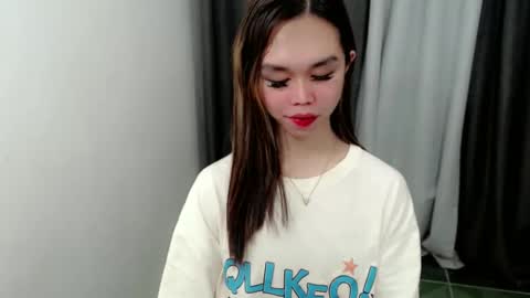 Snapshot of davinascott_03 chatting on 10/07/25, 12:41 Davina online show from 10/07/25, 12:41