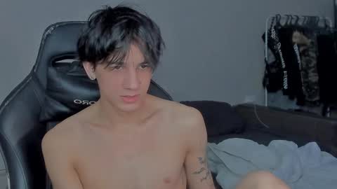 Snapshot of davisross chatting on 01/09/25, 08:55 davis online show from 01/09/25, 08:55