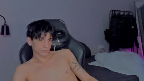 Snapshot of davisross chatting on 01/27/25, 11:33 davis online show from 01/27/25, 11:33