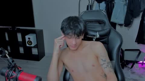 Snapshot of davisross chatting on 03/09/25, 10:08 davis online show from 03/09/25, 10:08