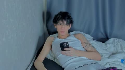 Snapshot of davisross chatting on 11/13/25, 10:52 davis online show from 11/13/25, 10:52