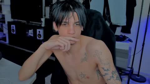 davis online show from 04/23/26, 10:56