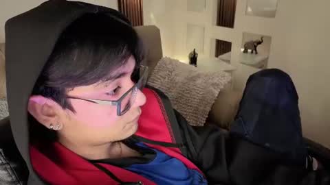 davoxer online show from 06/13/26, 04:10