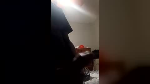 dawgshort858 online show from 07/18/26, 06:23