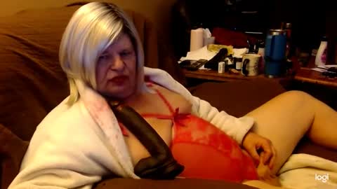 Snapshot of dawndoesall chatting on 02/11/25, 04:01 dawndoesall online show from 02/11/25, 04:01