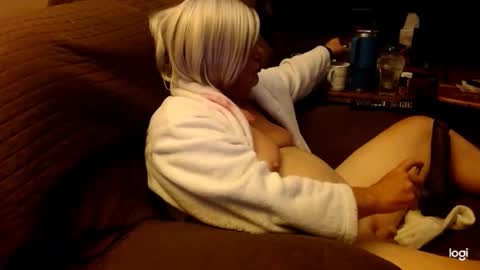 dawndoesall online show from 10/29/25, 03:20