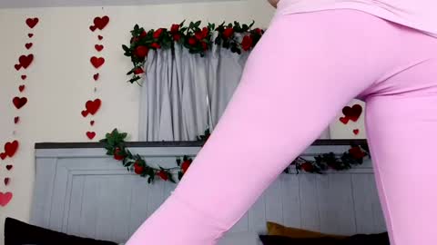 Snapshot of dawnwillow chatting on 04/10/26, 08:46 Dawn Willow online show from 04/10/26, 08:46