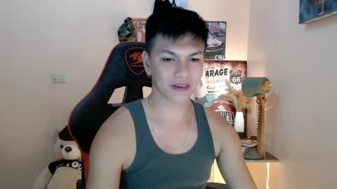 Snapshot of dax_x chatting on 01/16/25, 11:27 JC LOVER BOY online show from 01/16/25, 11:27