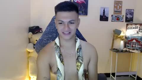 Snapshot of dax_x chatting on 02/11/25, 08:52 JC LOVER BOY online show from 02/11/25, 08:52