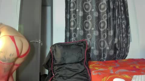 Snapshot of dayan_foxx chatting on 02/15/25, 03:09 Dayan foxx online show from 02/15/25, 03:09