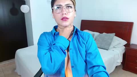 dayana online show from 02/09/25, 09:37