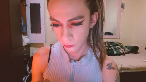 dayanna_01_ online show from 05/22/26, 04:45