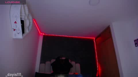  Dayis  online show from 12/15/25, 12:59