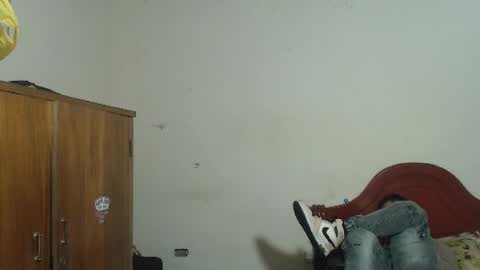 Dylon online show from 09/26/25, 01:53