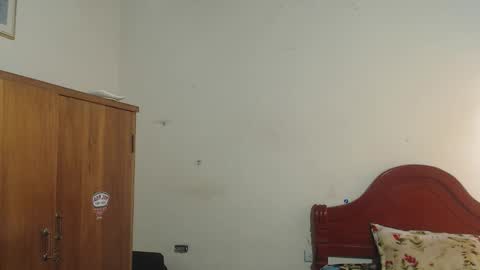 Dylon online show from 09/27/25, 09:53