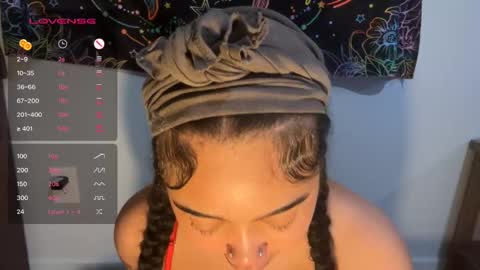 dayqueen1 online show from 09/12/25, 08:47