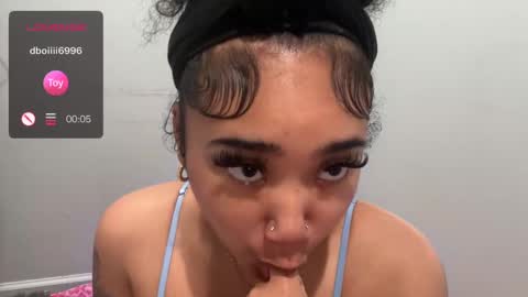 dayqueen1 online show from 09/23/25, 11:57