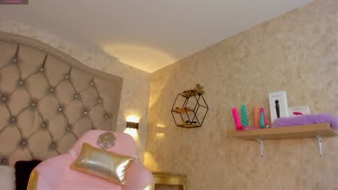 DAYRA ANGELS online show from 01/09/25, 04:52