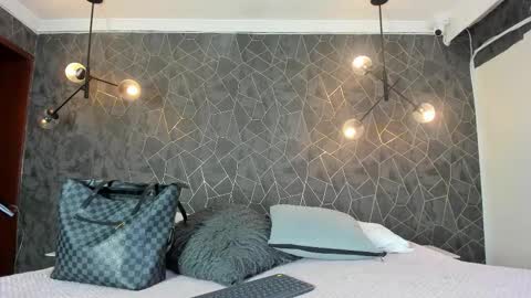 DAYRA ANGELS online show from 12/20/25, 07:10