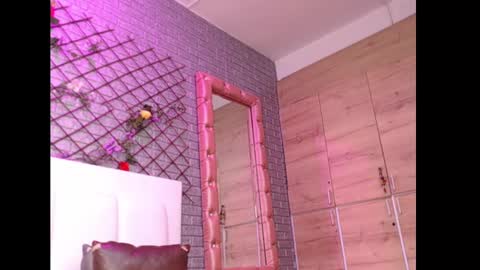 Snapshot of dayse_martinez chatting on 03/01/25, 12:56 Dayse online show from 03/01/25, 12:56