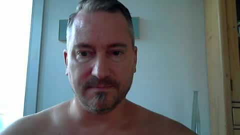 Snapshot of daytrader77 chatting on 07/20/26, 10:39 daytrader77 online show from 07/20/26, 10:39