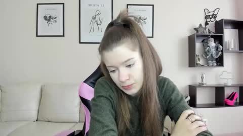 dazdrasmigdasue online show from 02/11/25, 07:54