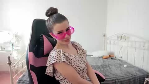 dazdrasmigdasue online show from 03/09/25, 01:15