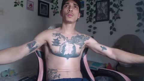 dazzayy online show from 12/22/24, 08:36