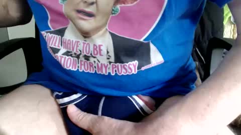 Snapshot of dazzle68 chatting on 01/29/25, 10:11 Dazzle68 online show from 01/29/25, 10:11