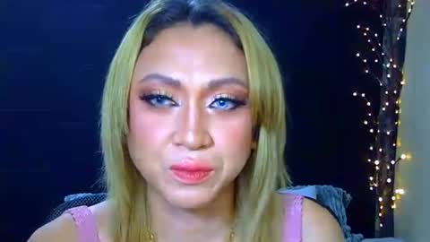Snapshot of dazzlinglady44 chatting on 06/03/26, 11:24 stephaniechim online show from 06/03/26, 11:24