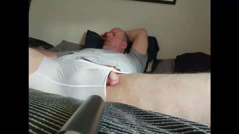 dcorruptor online show from 10/20/25, 02:17