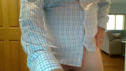 dcptmrgn1 online show from 10/15/25, 06:52