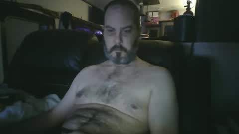 Snapshot of ddboobman chatting on 11/29/25, 02:31 want girl to play with me online show from 11/29/25, 02:31