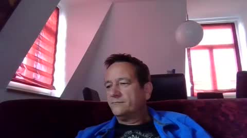 Play with me while I watch you german handsome squirtlover love small girls small tits big clit cut c2c shaved online show from 01/01/25, 08:45