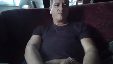 Snapshot of dddermattt chatting on 05/21/26, 01:18 Play with me while I watch you german handsome squirtlover love small girls small tits big clit cut c2c shaved online show from 05/21/26, 01:18