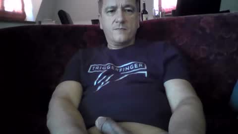 Snapshot of dddermattt chatting on 06/24/26, 05:50 Play with me while I watch you german handsome squirtlover love small girls small tits big clit cut c2c shaved online show from 06/24/26, 05:50