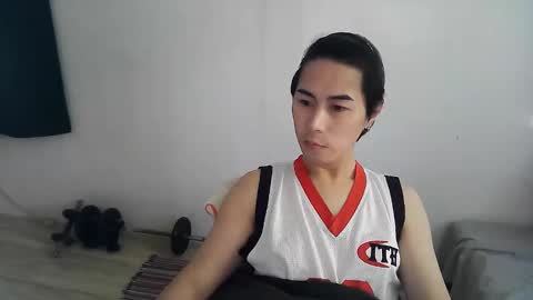 Snapshot of ddemorito10 chatting on 12/21/25, 01:24 Targanyen13 online show from 12/21/25, 01:24